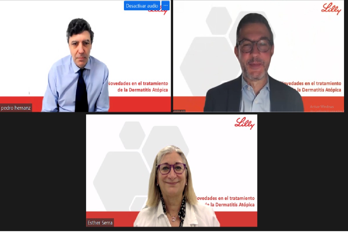 Pedro Herranz, JosÃ© Antonio SacristÃ¡n y Esther Serra, durante la rueda de prensa virtual.